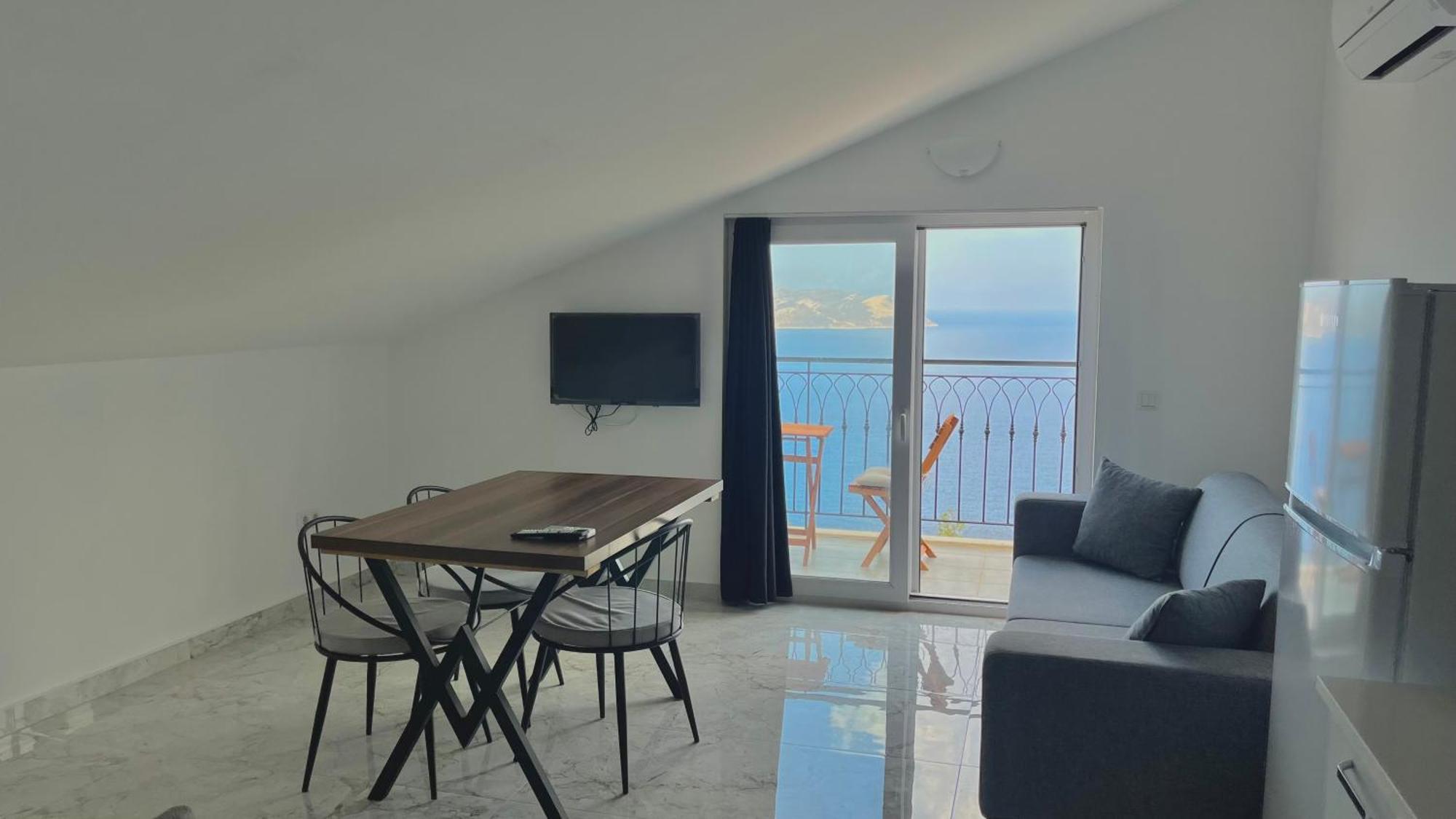 Eyluel Daire Kaş
